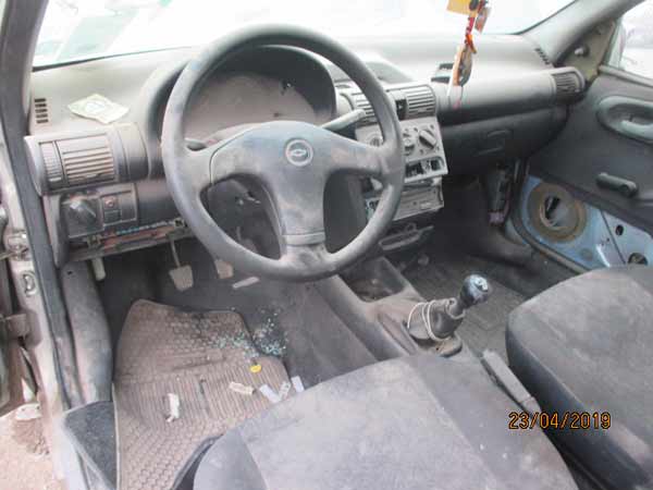  Chevrolet CORSA 2006    EN DESARME