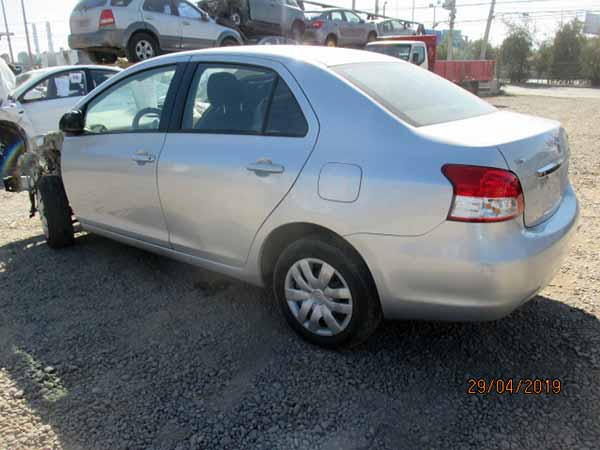 Toyota YARIS 2006    EN DESARME