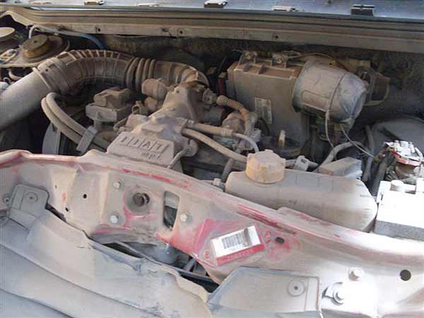 MAZA Fiat PALIO 2000  USADO  EN DESARME