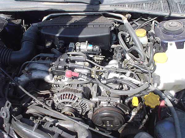  Subaru IMPREZA 2004    EN DESARME