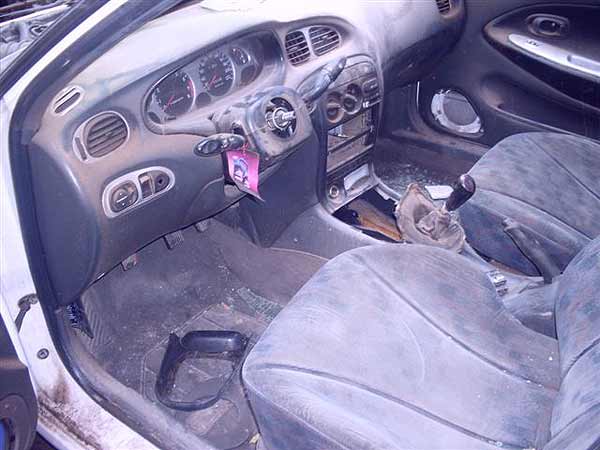  Hyundai ELANTRA 1997    EN DESARME