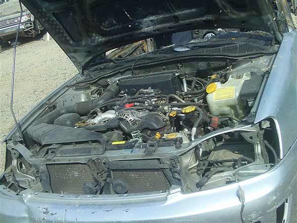  Subaru LEGACY 2002    EN DESARME