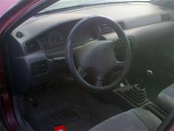  Nissan SENTRA 1999    EN DESARME