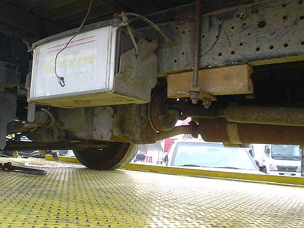 CARROCERíA PARA CAMIóN Chevrolet NKR 2002  USADA  EN DESARME