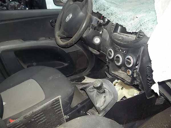  Hyundai i10 2011    EN DESARME