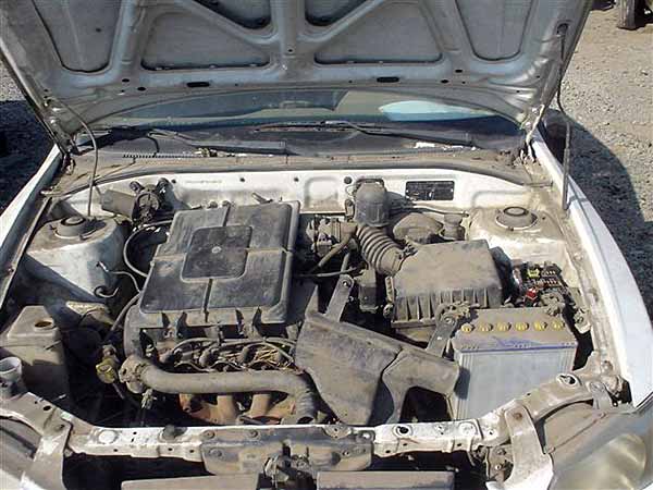  Hyundai ACCENT 2002    EN DESARME