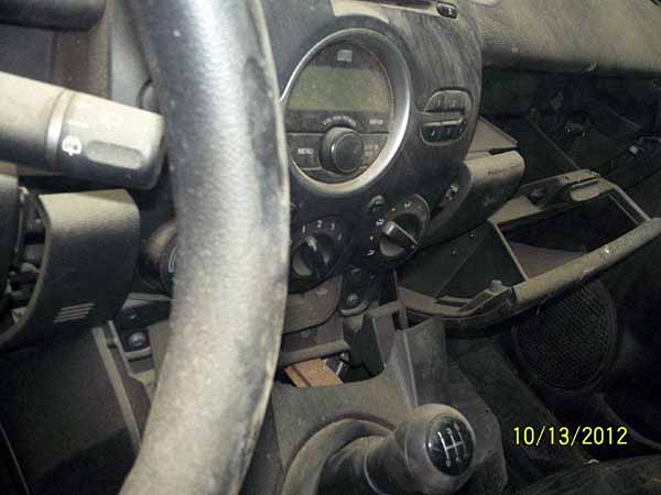  Mazda 2 2009    EN DESARME