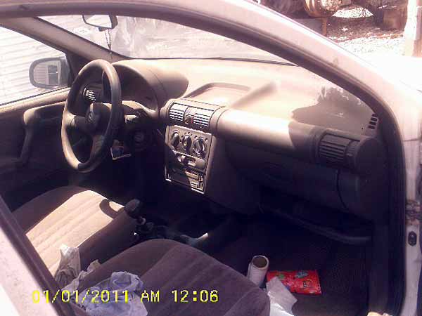 CREMALLERA DE DIRECCIóN Opel CORSA 1997  USADA  EN DESARME