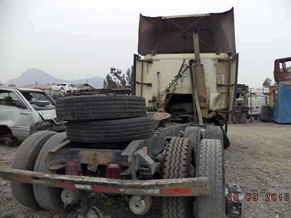 ESTANQUE ADBLUE Freightliner FLB 1994  USADO  EN DESARME