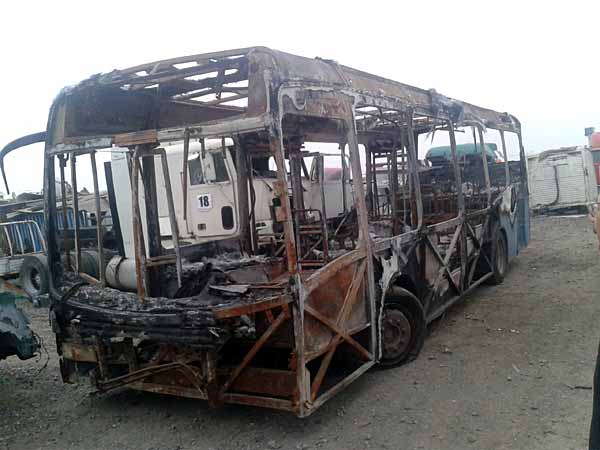  Mercedes-Benz OHL 2005    EN DESARME