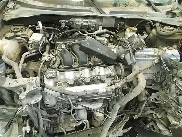 CARROCERíA PARA CAMIóN Ford ESCAPE 2006  USADA  EN DESARME