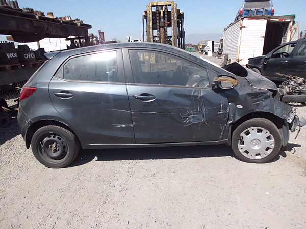  Mazda 2V 2009    EN DESARME