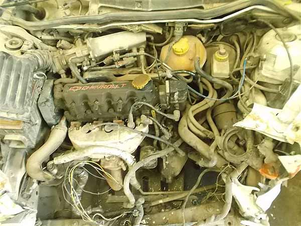  Chevrolet CORSA 2000    EN DESARME