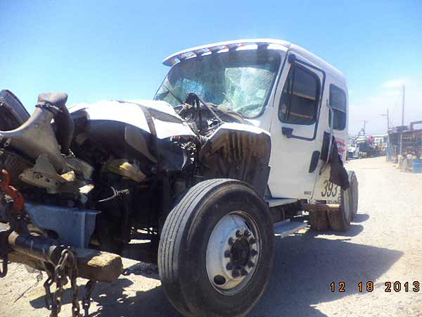  Freightliner M2 2012    EN DESARME