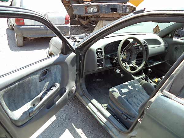  Suzuki BALENO 1998    EN DESARME