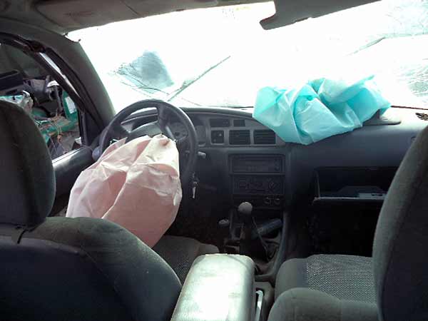 MOTOR DE PARTIDA Mazda B2500 2005  USADO  EN DESARME