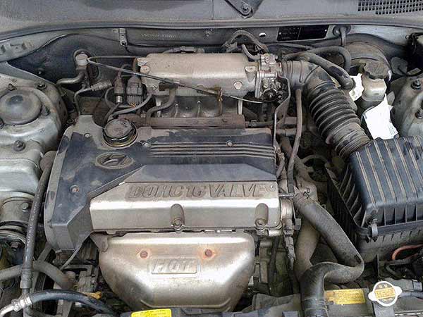  Hyundai SONATA 2002    EN DESARME