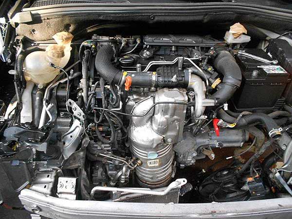 EJE Peugeot 208 2013  USADO  EN DESARME