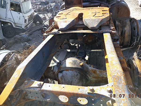 EJE International 7600 2006  USADO  EN DESARME