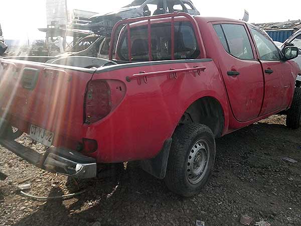  Mitsubishi L200 2011    EN DESARME