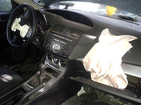 CIGUEñAL Mazda 3 2011  USADO  EN DESARME