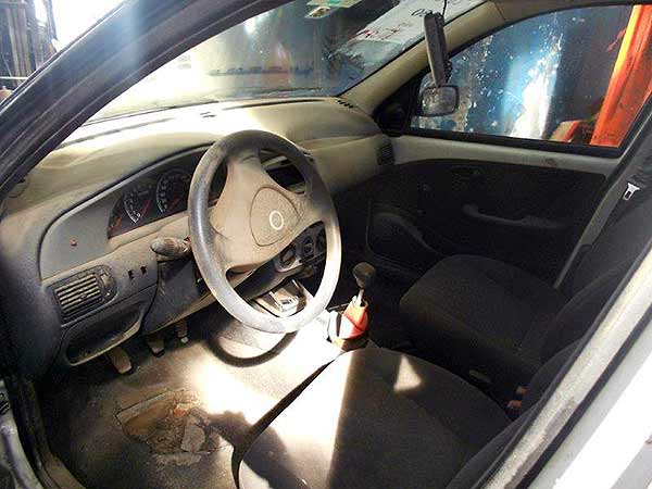  Fiat PALIO 2006    EN DESARME