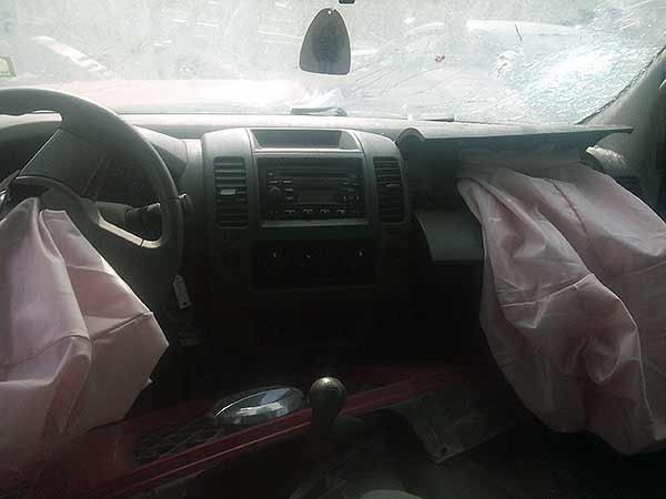  Nissan NAVARA 2011    EN DESARME