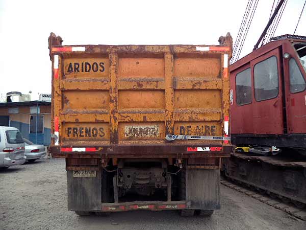  Renault KERAX 2004    EN DESARME