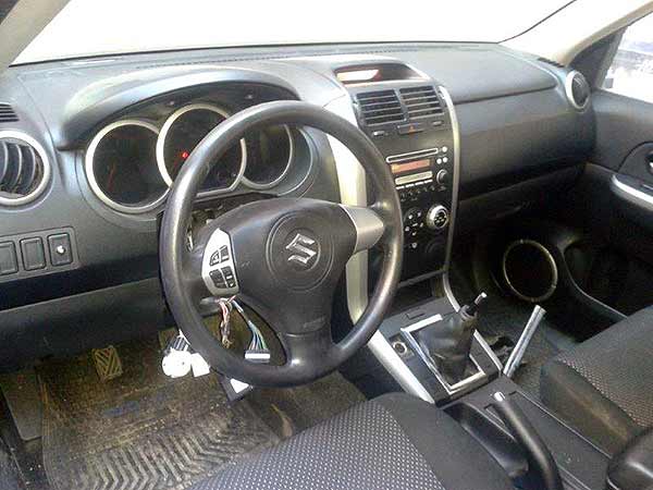  Suzuki GRAND NOMADE 2008    EN DESARME