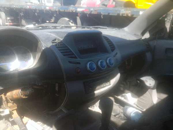  Mitsubishi L200 2010    EN DESARME