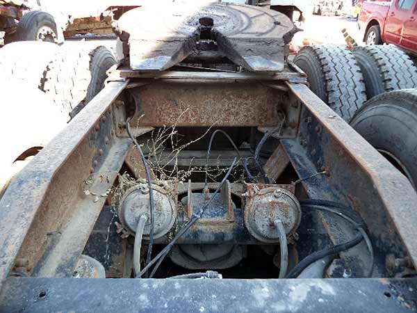 FOCO Freightliner CL120 2008  USADO  EN DESARME