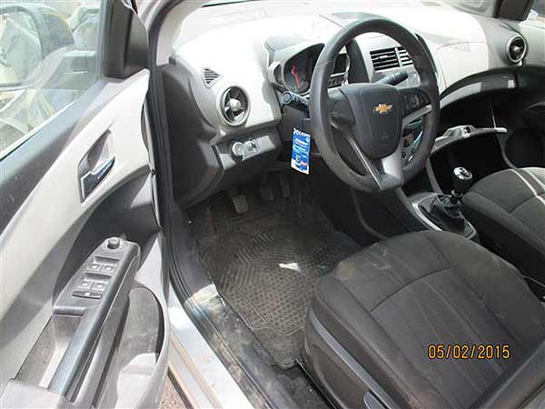 ESTANQUE DE PETROLEO Chevrolet SONIC 2013  USADO  EN DESARME