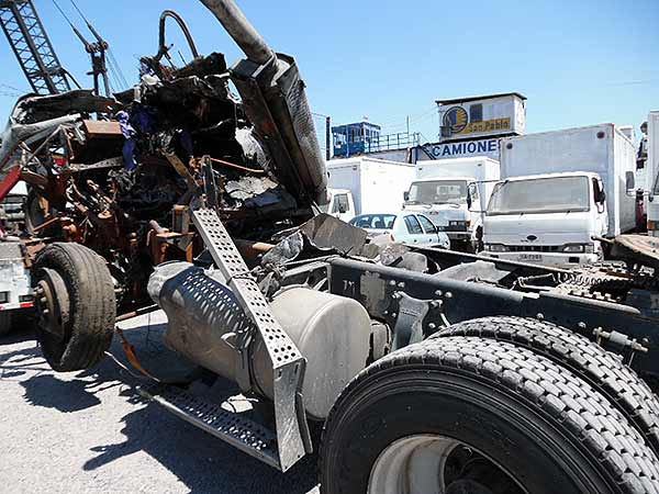  Freightliner FLB 1995    EN DESARME