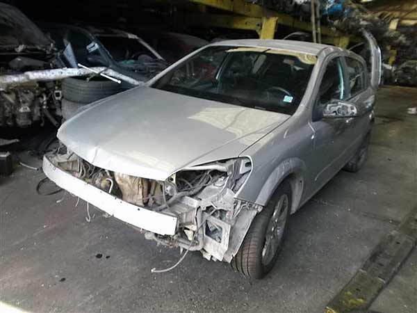 CULATA Opel Astra 2007  USADA  EN DESARME