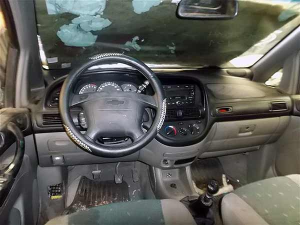  Chevrolet VIVANT 2008    EN DESARME