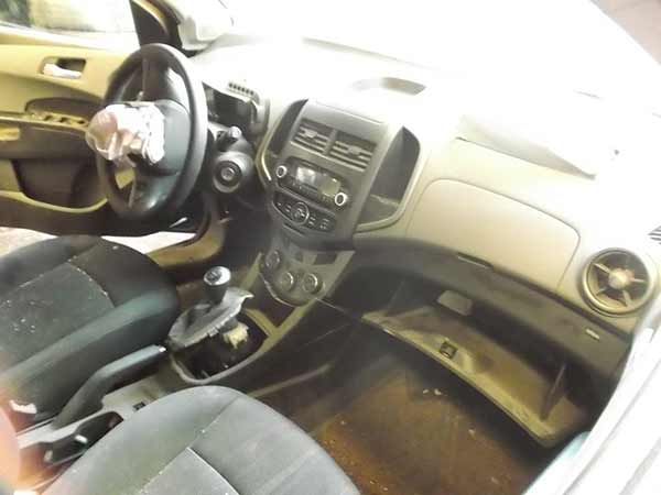 ESTANQUE DE PETROLEO Chevrolet SONIC 2005  USADO  EN DESARME