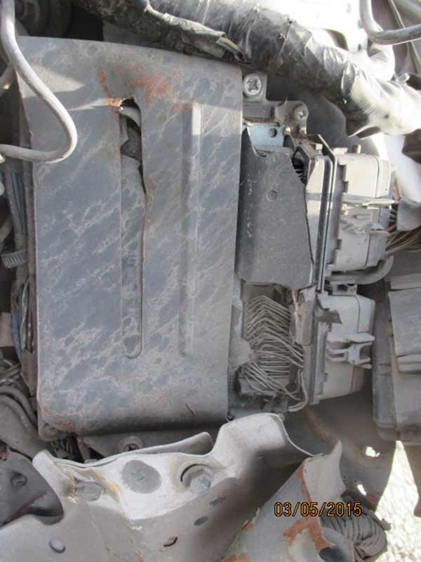 VIDRIO Suzuki GRAND NOMADE 2008  USADO  EN DESARME