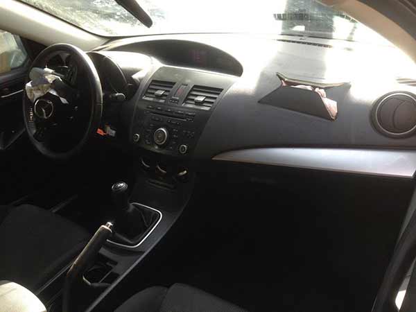 ECU Mazda 3 2014  USADO  EN DESARME