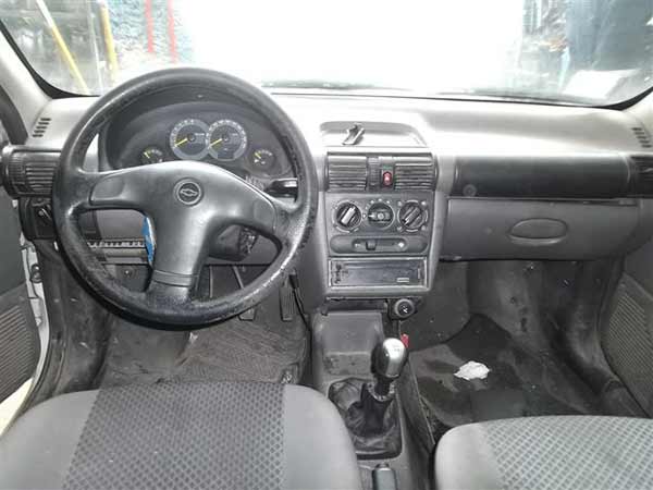  Chevrolet CORSA 2009    EN DESARME