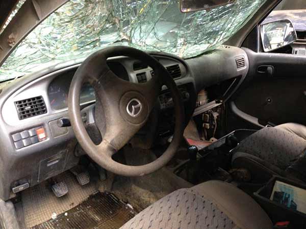  Mazda B2900 2004    EN DESARME