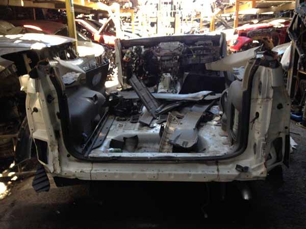  Mitsubishi MONTERO 2013    EN DESARME