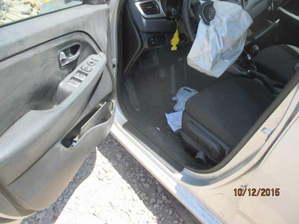 DEPRESOR DE FRENO Kia CARENS 2014  USADO  EN DESARME