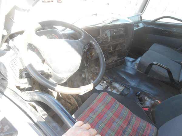 ESTANQUE DE PETROLEO Hino ZS 2012  USADO  EN DESARME