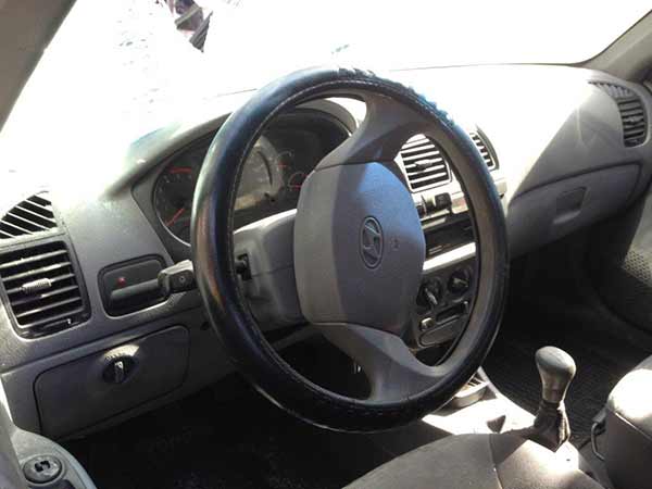  Hyundai ACCENT 2005    EN DESARME