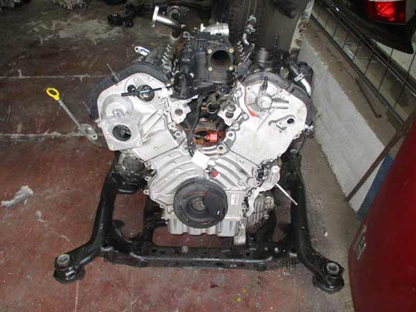 FOCO Jeep GRAND CHEROKEE 2016  USADO  EN DESARME