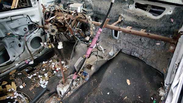  Toyota YARIS 2010    EN DESARME