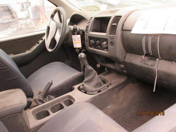  Nissan NAVARA 2013    EN DESARME