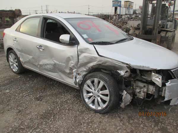  Kia CERATO 2013    EN DESARME