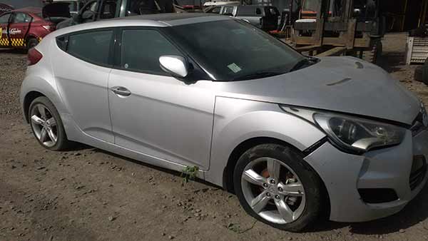  Hyundai VELOSTER 2014    EN DESARME