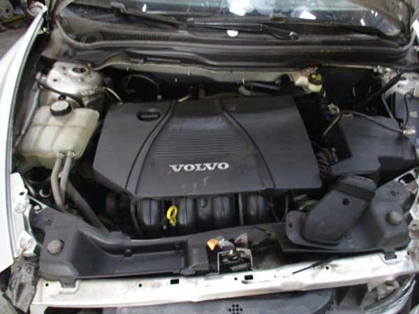 MOTOR DE PARTIDA Volvo C30 2014  USADO  EN DESARME